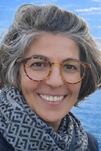 PROFESORA DE MASAJE KOBIDO LAURA SARTI , BARCELONA, ESPAÑA